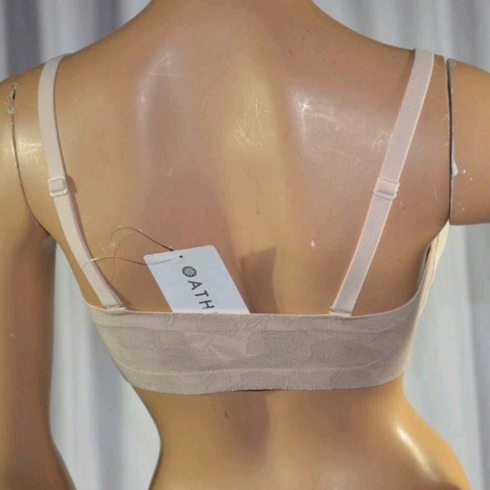 Athleta Ritual Lace Adjustable bra - Picture 2 of 8